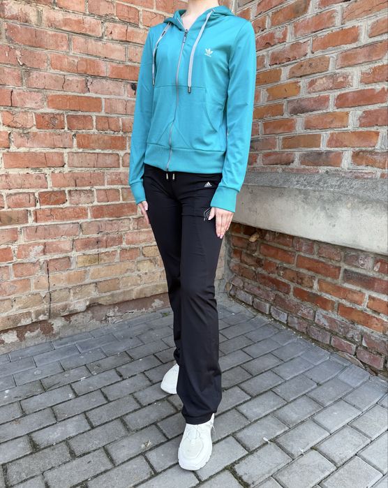 Спортивний жіночий костюм Adidas S (44)