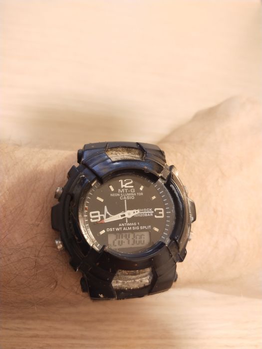 Casio MT-G  neon iluminator