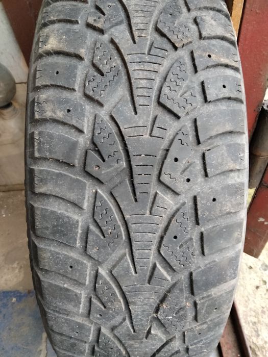 Продам зимові покришки R15