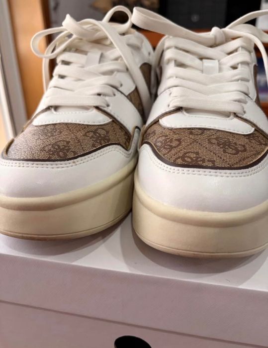 Sapatilha Guess Semi Novo