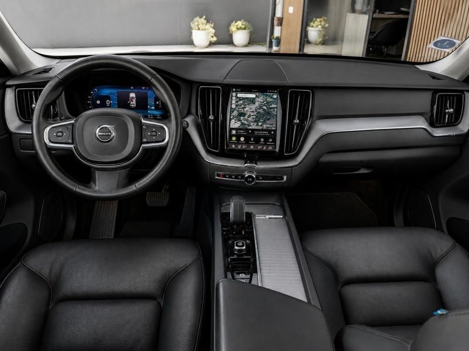 Volvo XC 60 T6 AWD Recharge Plus Dark