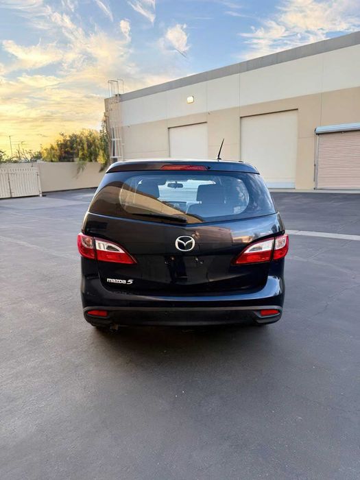 Mazda 5 Sport      2014