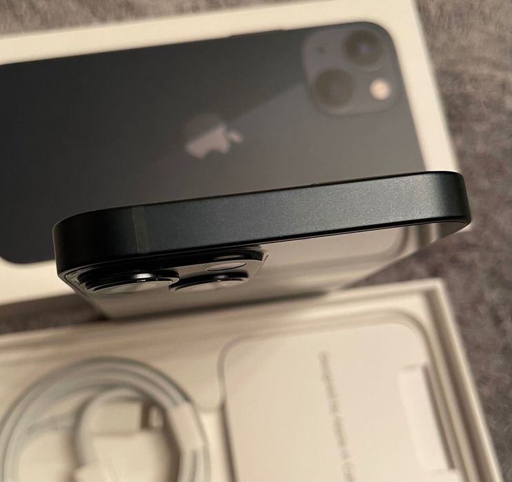 iPhone 13 128GB Black Neverlock