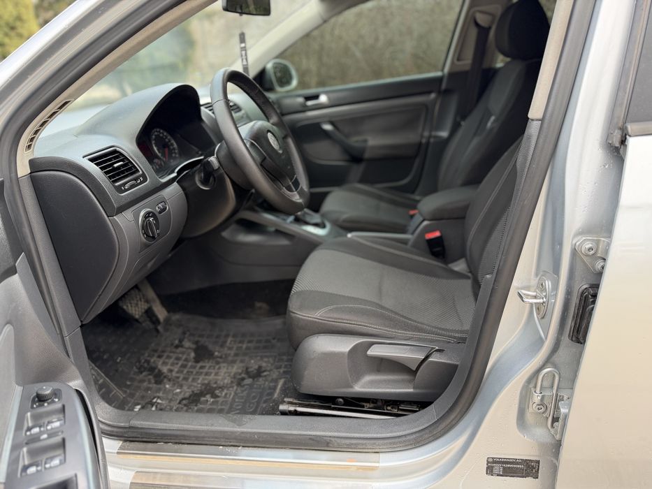 Volkswagen Jetta 2008 На автоматі Газ/бензин