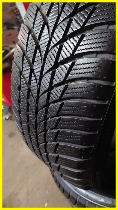 Зимние шины Bridgestone Blizzak LM001 RUNFLAT 195/55 r16 комплект
