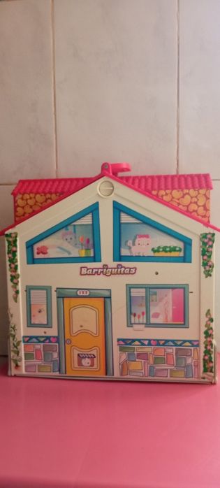 Barriguitas Supermercado Continente e casa maleta para reaproveitar.425957371224401926