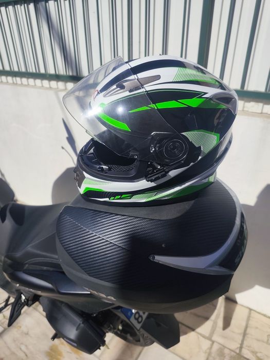 Capacete moto cor verde
