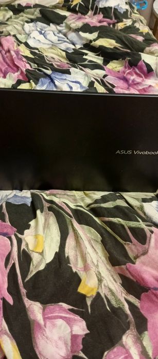 ASUS VivoBook 15 б/у рабочий