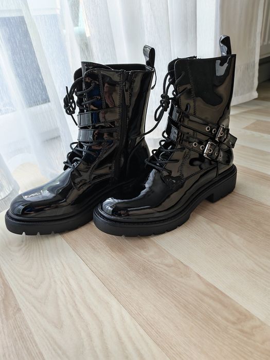 Sprzedam buty na dziewczynę