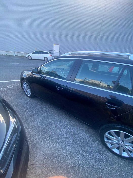 VW Golf Variant 2.0 TDI 140cv Highline — Muito Estimada