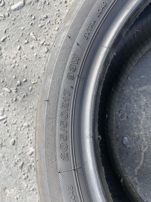 Шини  205/50 R17  пара Firestone літо 6,5мм