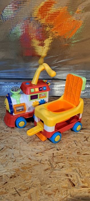 Jeździk chodzik pchacz edukacyjny lokomotywa