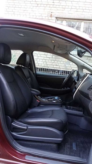 аренда nissan leaf 2015 24квт 4900 грн 2016 30квт 5600 грн неделя