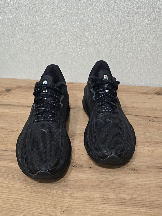 Кросівки  puma Velocity Nitro