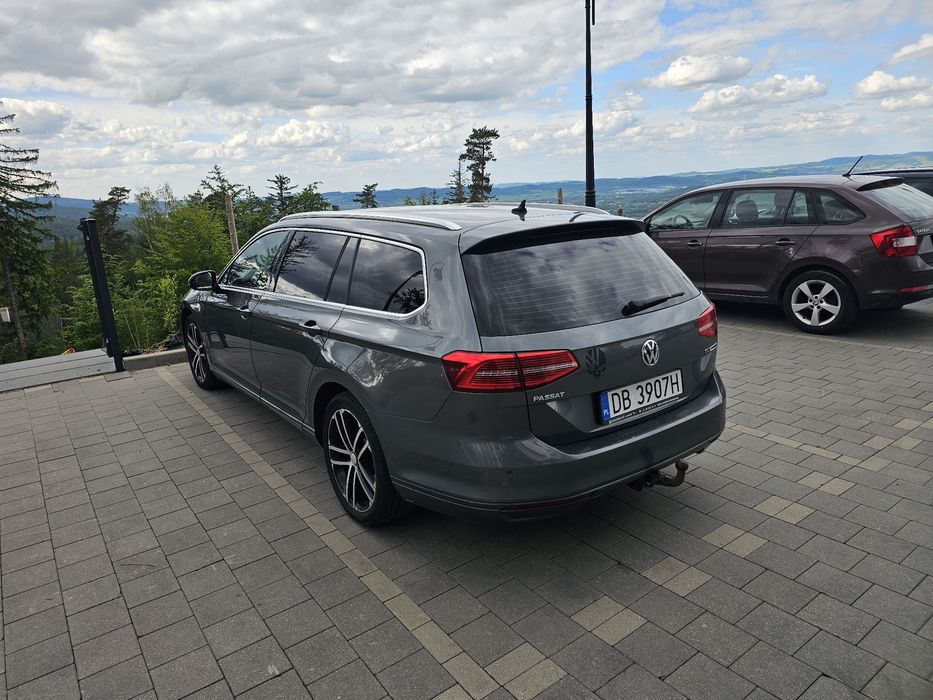 Vw passat b8 1.6tdi kombi od 8lat w jednych rękach