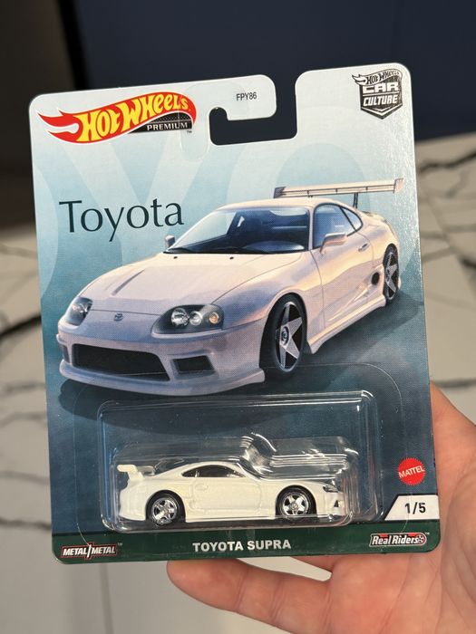 Hot Wheels Premium Toyota Supra biała Fast & Furious unikat 2022 RealR
