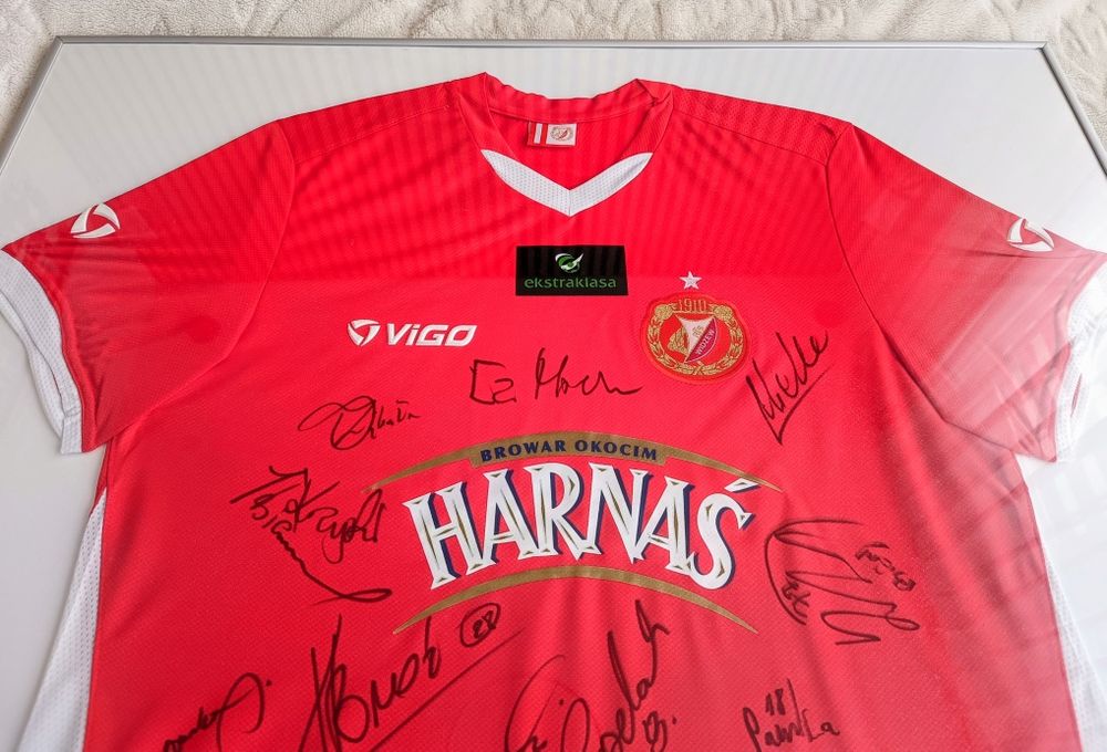 Koszulka piłkarska Widzew Łódź w antytamie z autografami