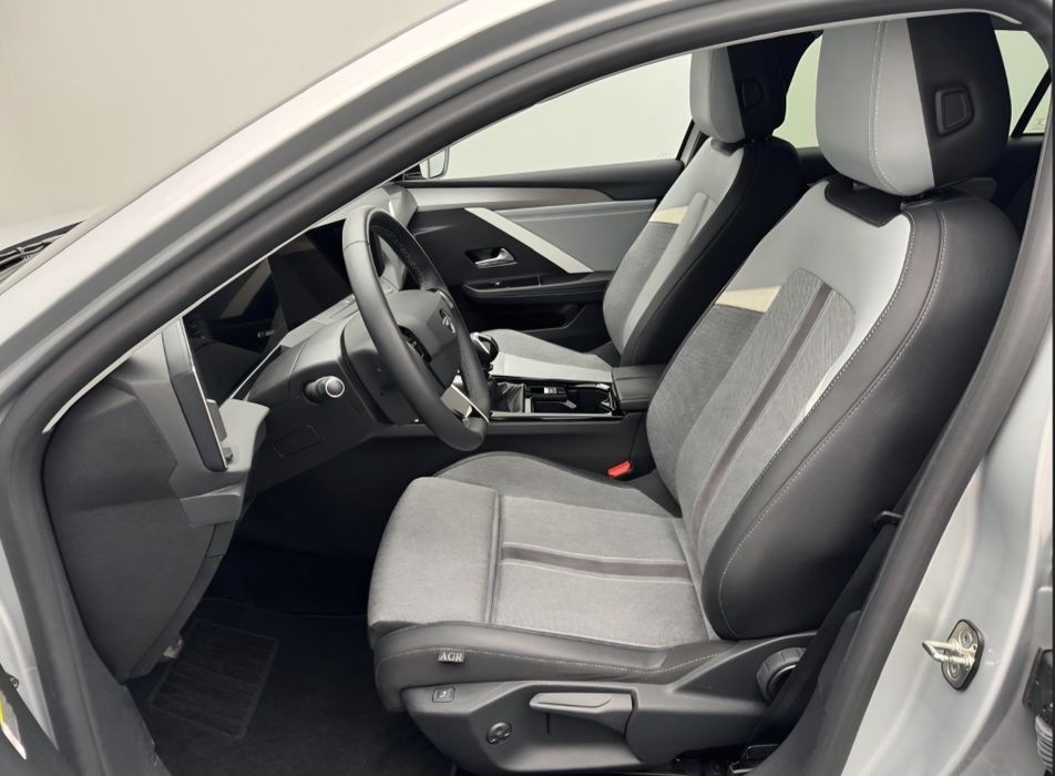 Opel Astra sw 1.5 130