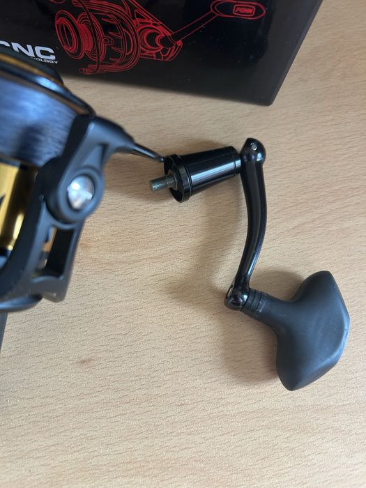 Carreto Penn Spinfisher V| 4500 Como Novo