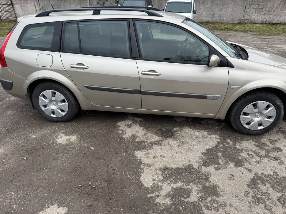 Рено Меган  2007 рік 1.6 бензин