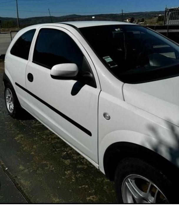 Opel Corsa 1.7 DTI 5 lugares
