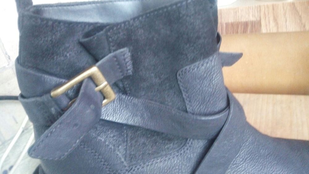 Женские демисизонные CLARKS.