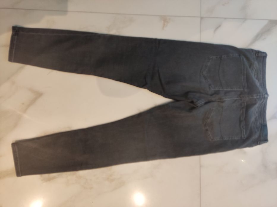 Jeansy Cross Jeans