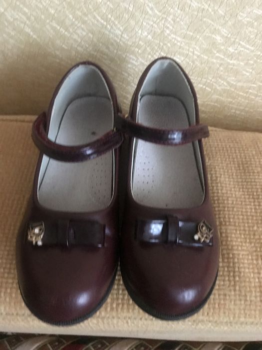 Якісні туфлі для дівчаток 31-32 роз