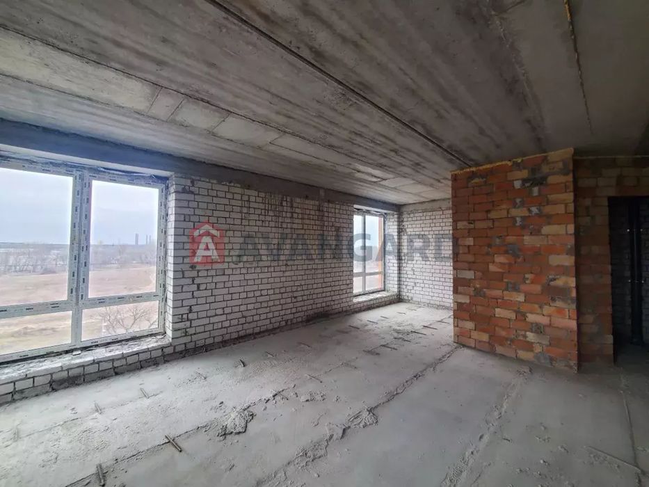 2 ком ЖК Аржанова , 45 метров, 4 окна, Торг