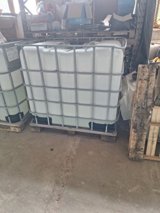 Продам куб. 1000л