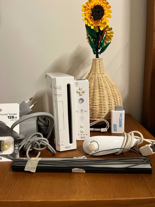 Nintendo Wii desbloqueada com oferta pen 128Gb e HDMI