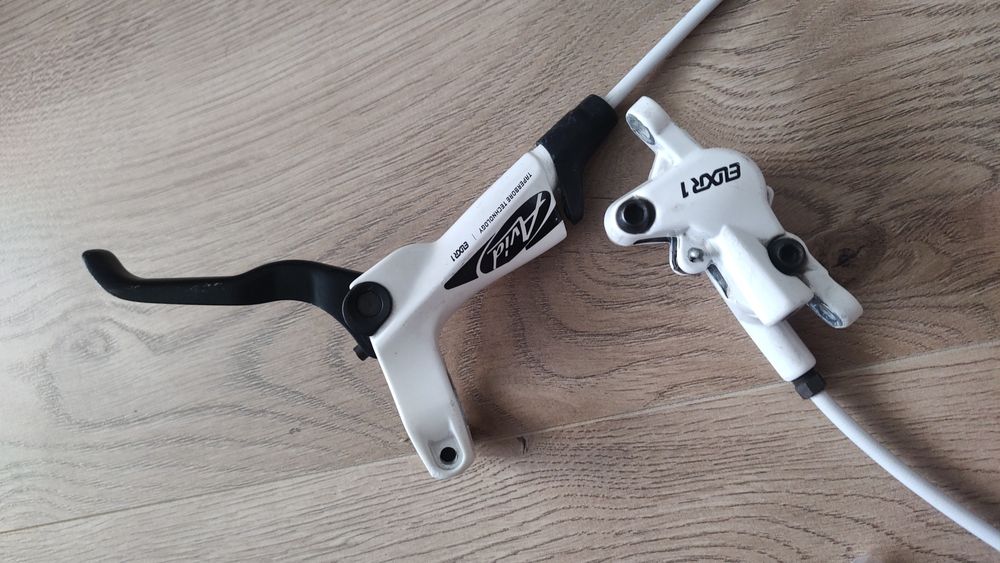 Hamulce hydrauliczne Avid Elixir 1 z klockami