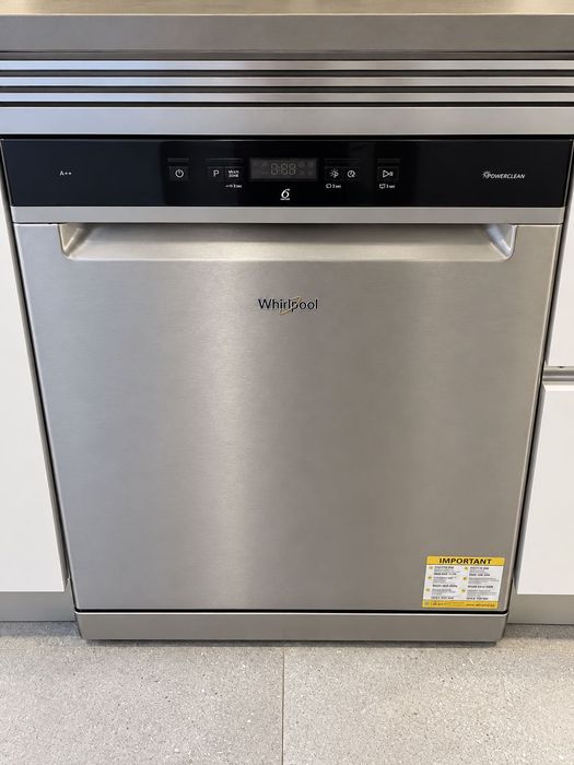 Máquina de lavar loiça Whirlpool PowerClean Inox