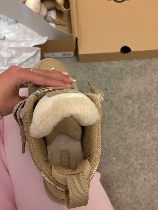 UGG Lowmel Sand r.38