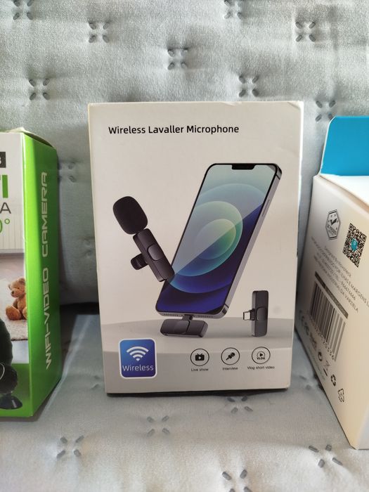 Vendo câmara e microfones