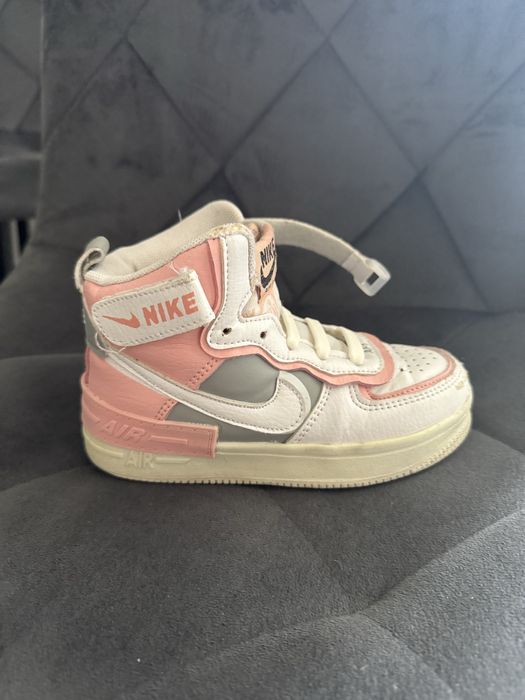 Кросівки для дівчинки