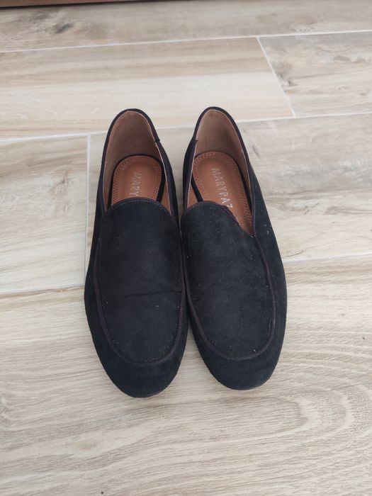 Sapatos clássicos de mulher n. 37