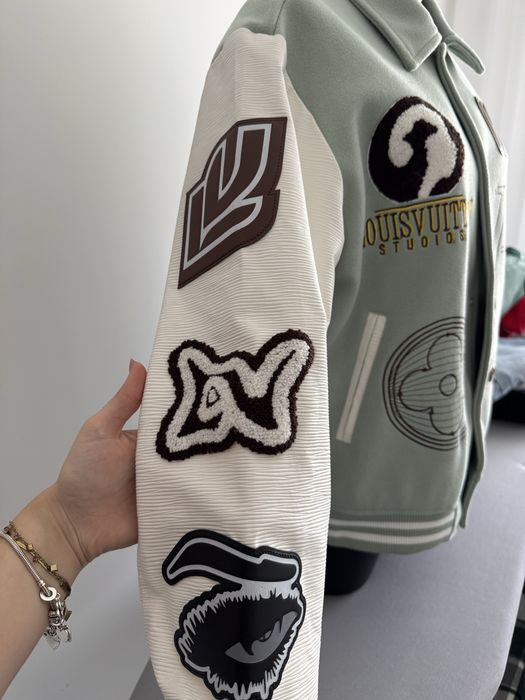 Bomber Jacket Varsity "Style" – Edição Especial (Verde Água)