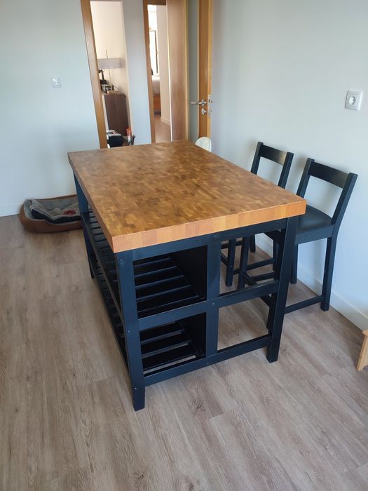 Ilha de cozinha VADLHOMA + 2 bancos