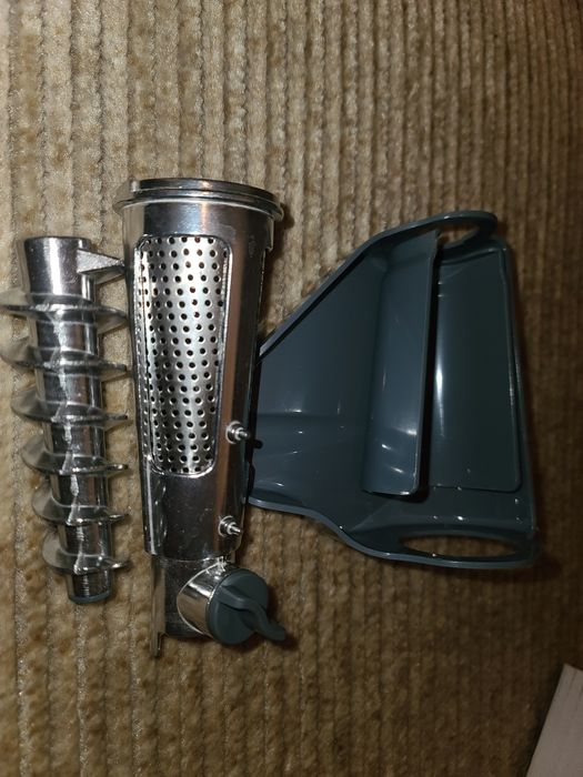 Насадка-соковыжималка для мясорубки MOULINEX XF930032. Новая!!!