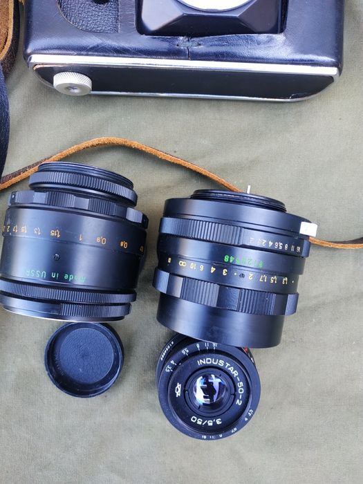 Фотоапарат Зенит Е объективы Гелиос -44-2 и Helios-44М