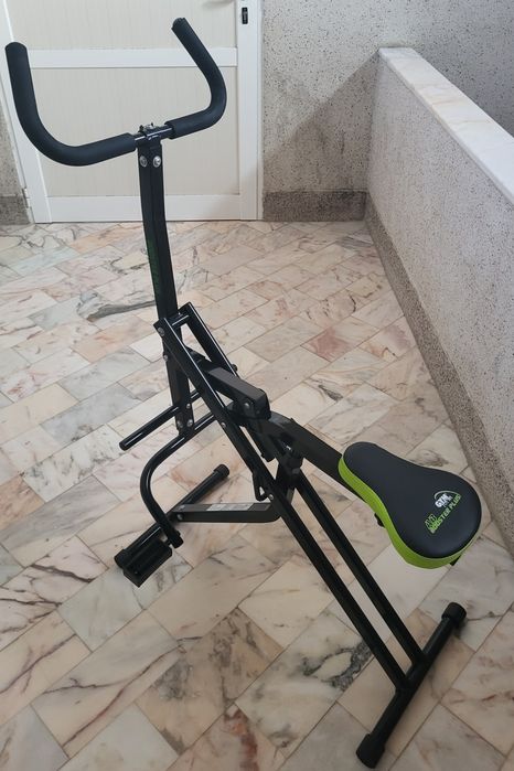 Máquina de abdominais AB Buster