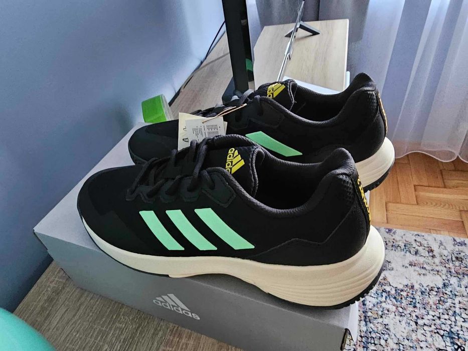 Buty tenisowe Adidas GAMECOURT 2.0 TENNIS SHOES rozmiar 44