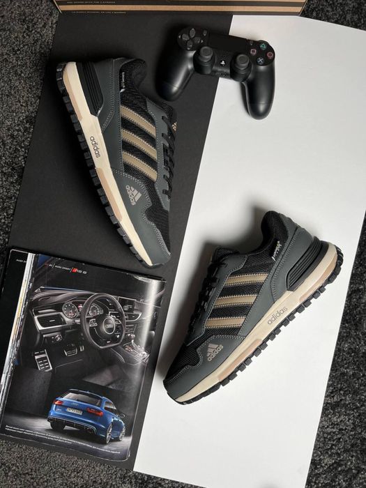Чоловічі кросівки адідас Adidas ZX 700 Grey Black Beige [41-46]