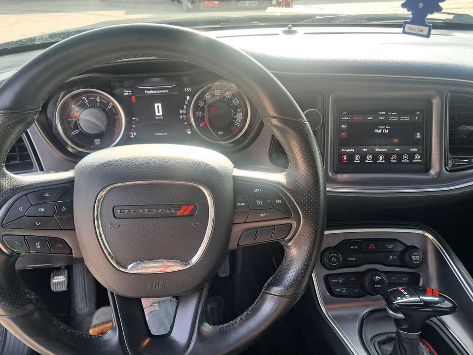 Dodge CHallenger  R/T 5.7