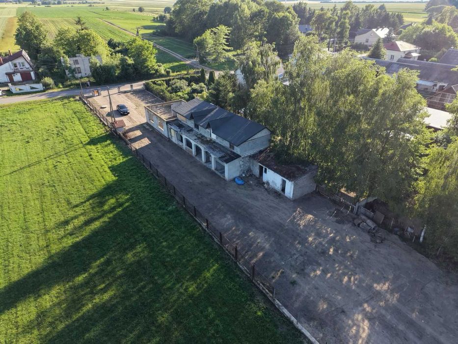 Działka budowlana z budynkami Krzyżanowice koło Iłży