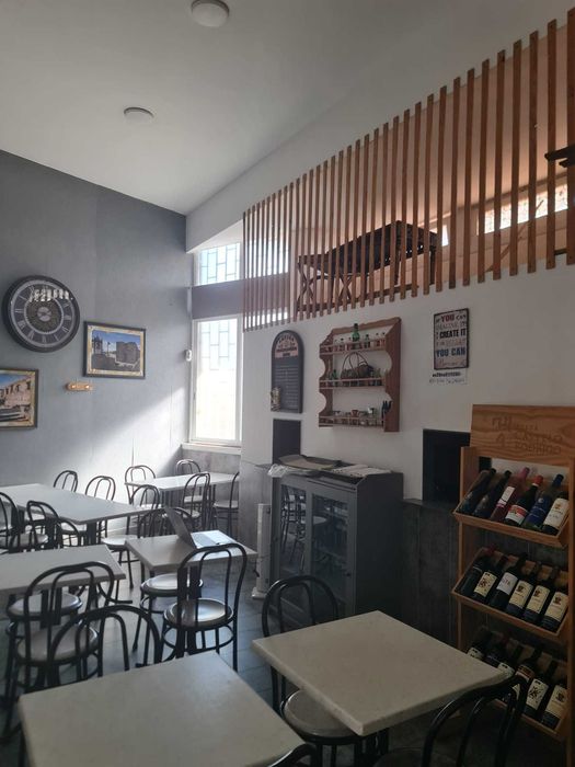 Cedência de Cotas de um Restaurante Localizado em Espaço de Câmara