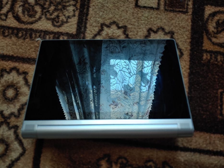 Продам планшет Yoga Tablet 2(8') Wi-fi.