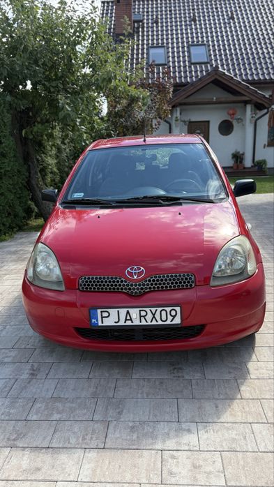 Toyota Yaris 1.3 luna 2001 r.