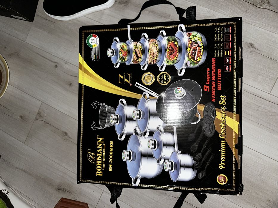 Кастрюлі з нержавіючої сталі